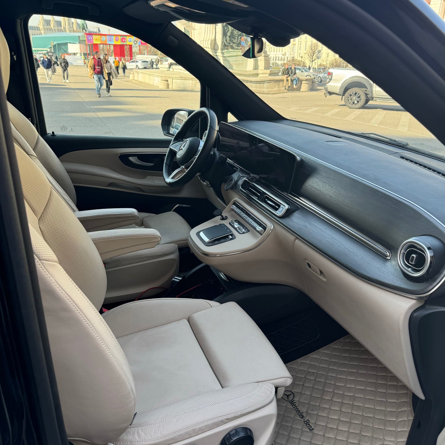 Van Rent - Vienna Airport Transfer