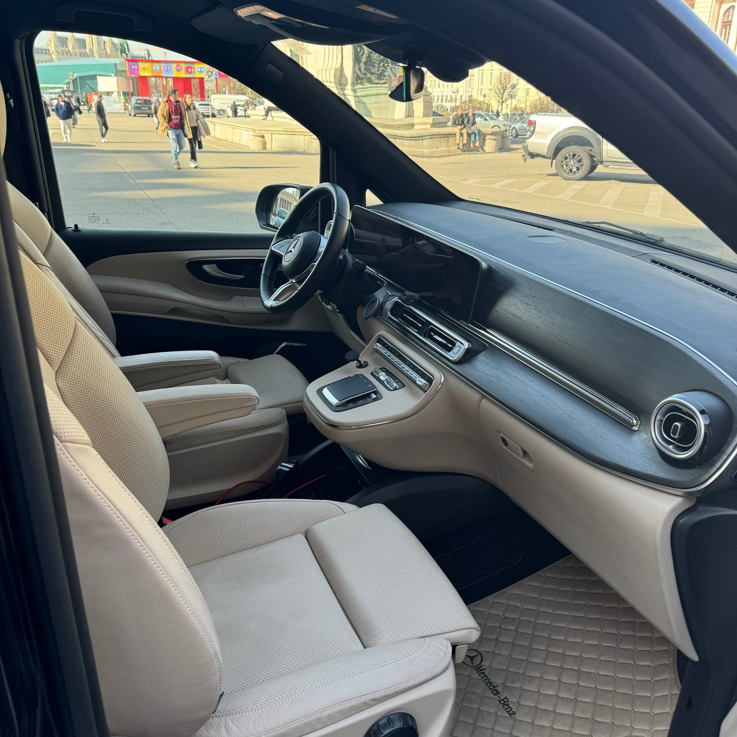 Van Airport Taxi Vienna - Vienna Airport Transfer